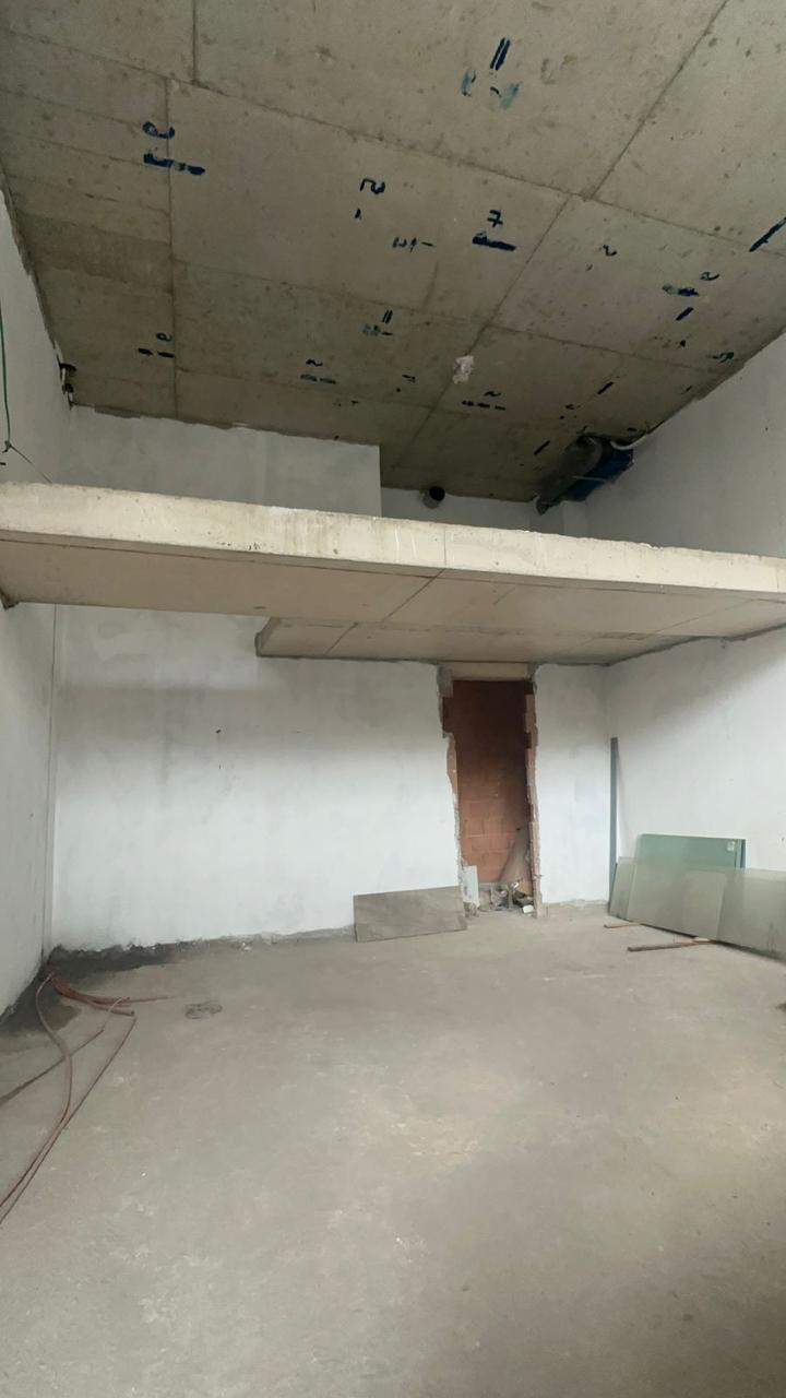 Vend Magasin Neuf